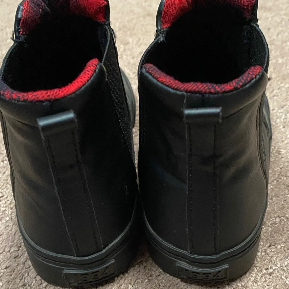 Boy’s Old Navy Black Sneaker Size 12 Chunky Chelsea  Boots School Play Casual